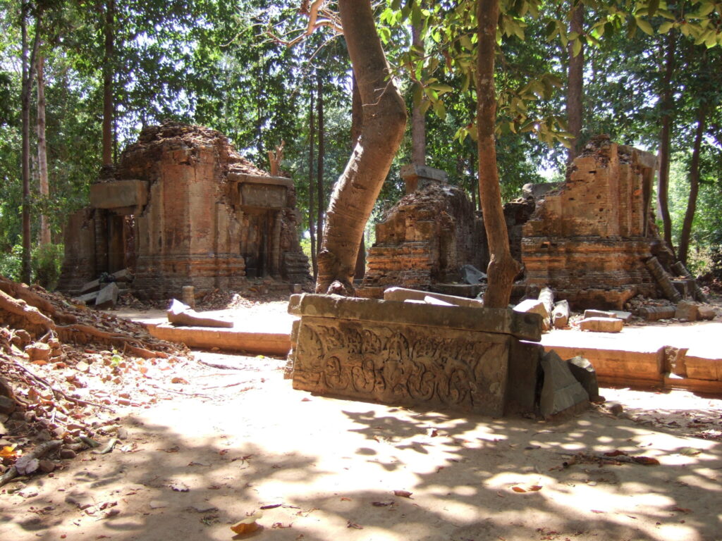 Prasat Prei Monti / プラサート・プレイ・モンティ