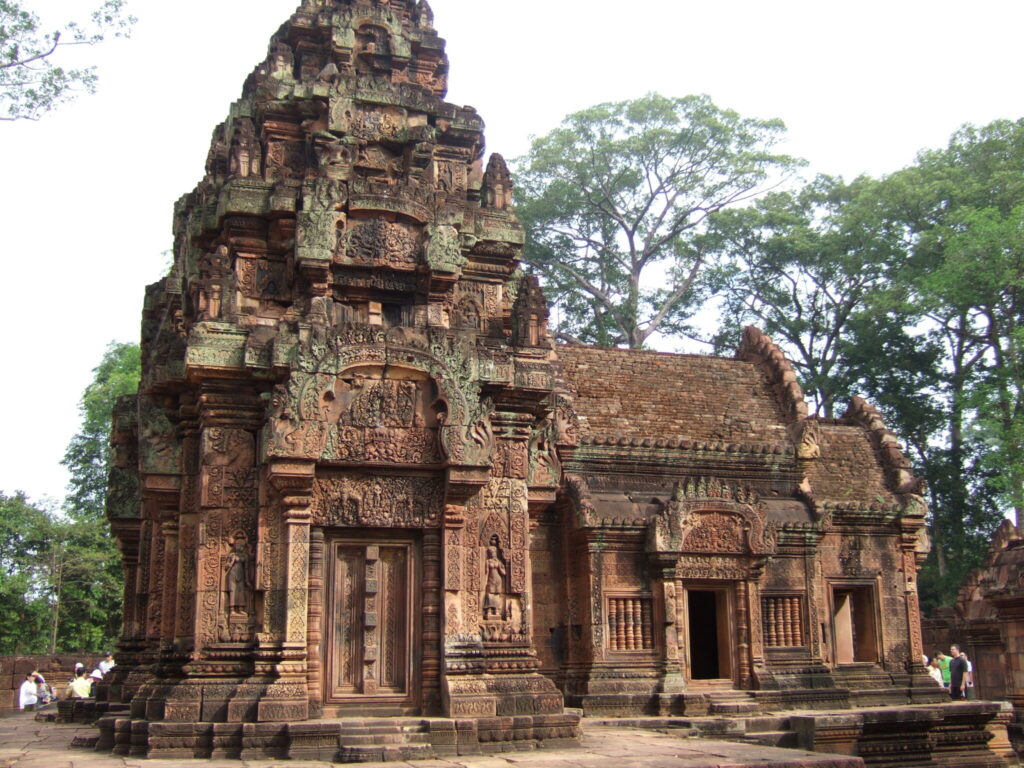 Banteay Srei / バンテアイ・スレイ