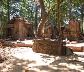 Prasat Prei Monti / プラサート・プレイ・モンティ
