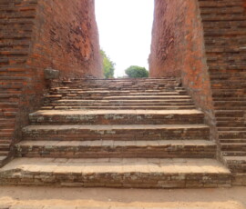 Gapura Wringing Lawang / リンギンローアン門