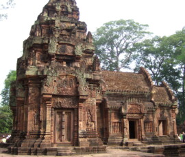 Banteay Srei / バンテアイ・スレイ